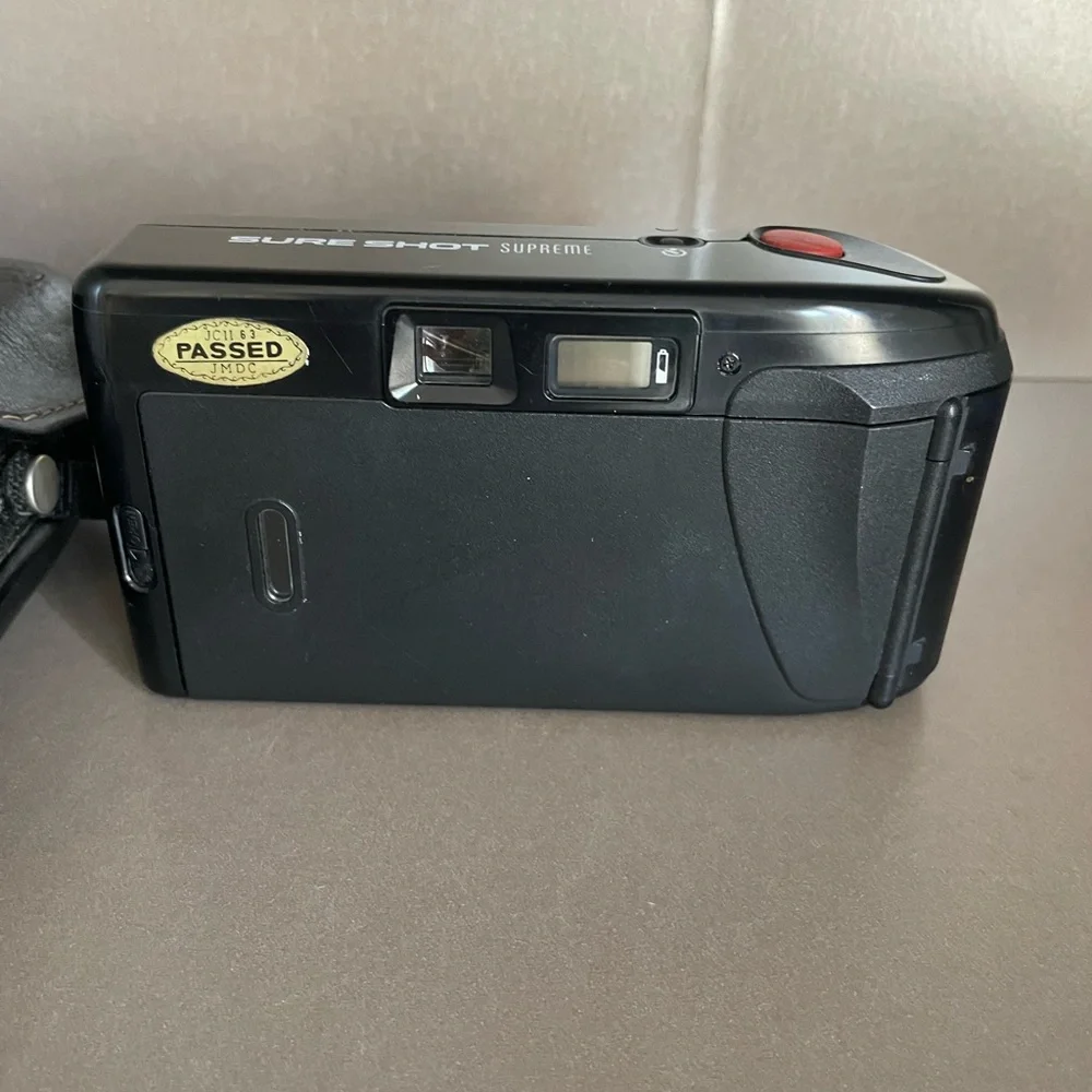 Canon Sure Shot Supreme Point and Shoot 35mm Film Camera -‎ Untested with Case